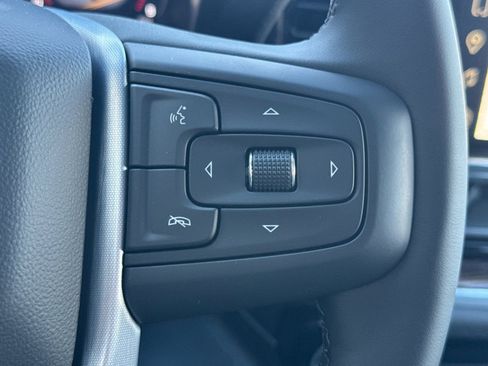 New 2026 GMC Sierra 1500 SLE image 27