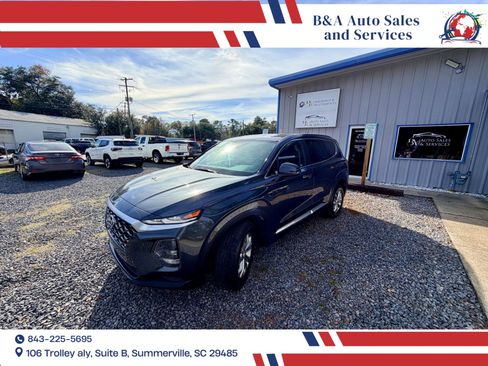 Used 2020 Hyundai Santa Fe SE w/ Cargo Package image 1