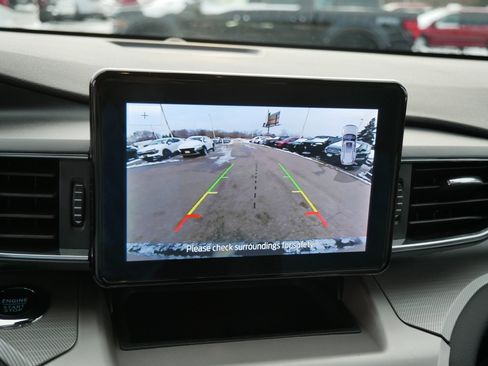 Certified 2023 Ford Explorer XLT w/ Equipment Group 202A image 32