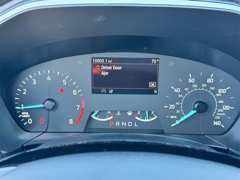 Used 2022 Ford Escape SE w/ Cold Weather Package image 7