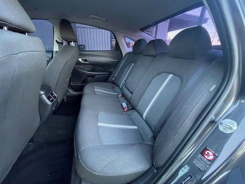 Used 2020 Hyundai Sonata SEL w/ Convenience Package image 15