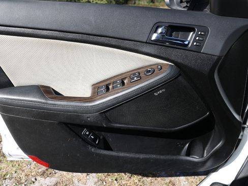 Used 2013 Kia Optima SX w/ Limited Pkg image 38