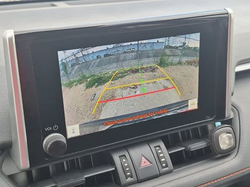 Used 2024 Toyota RAV4 Adventure AWD/4WD image 17