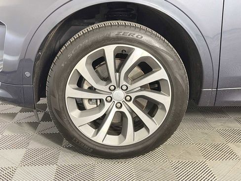 Used 2025 Land Rover Discovery Sport S AWD/4WD image 28