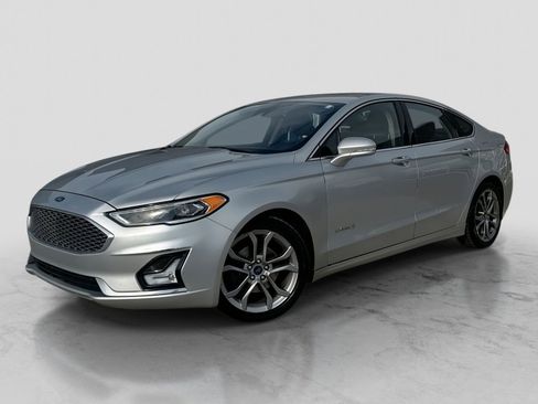 Used 2019 Ford Fusion Titanium image 1