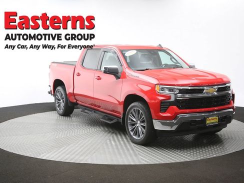 Used 2022 Chevrolet Silverado 1500 LT AWD/4WD image 57