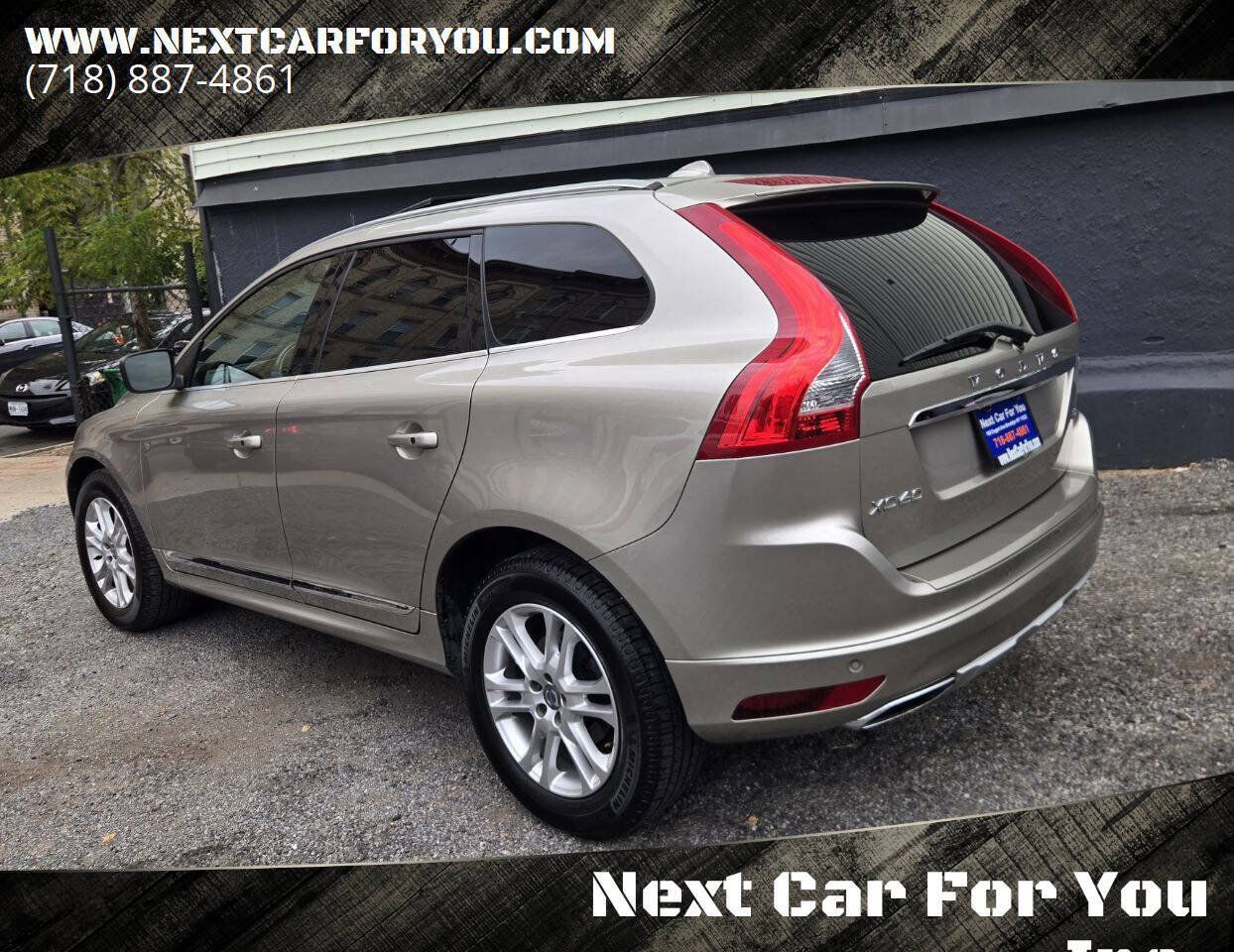 Used 2015 Volvo XC60 T5 Premier w/ Proximity Package FWD image 3