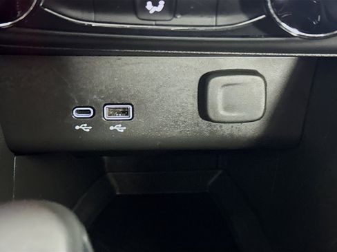 Used 2025 Buick Encore GX Preferred FWD image 26