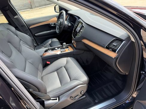Certified 2024 Volvo XC90 T8 Plus w/ Protection Package AWD/4WD image 22