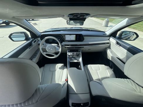 Used 2024 Hyundai Palisade Calligraphy image 21