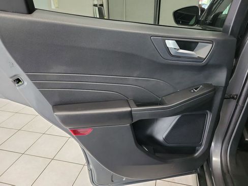 Used 2023 Ford Escape ST-Line Elite AWD/4WD image 28