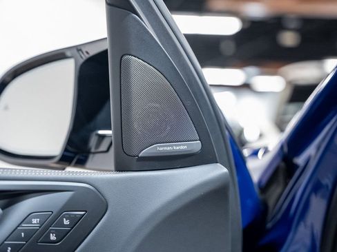 Used 2025 BMW X5 M60i w/ Climate Comfort Package image 68