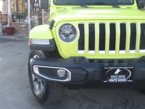 Used 2023 Jeep Wrangler Unlimited Sahara w/ LED Lighting Group AWD/4WD image 1