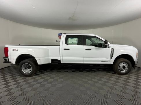 New 2026 Ford F350 XL w/ XL Driver Assist Package image 2