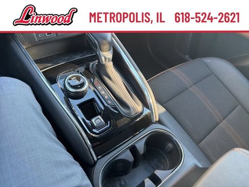 Used 2025 GMC Canyon AT4 AWD/4WD image 21