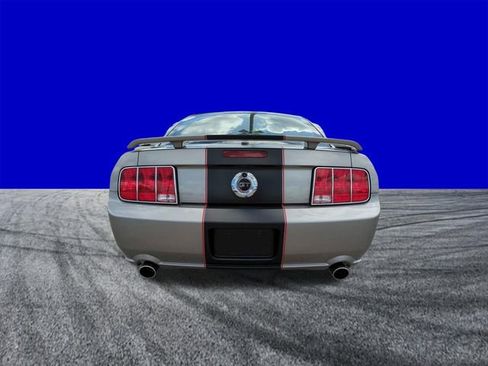 Used 2009 Ford Mustang GT Premium image 5