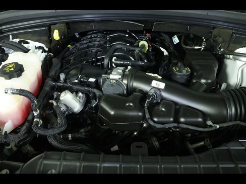 Used 2023 Jeep Grand Cherokee L Laredo image 22