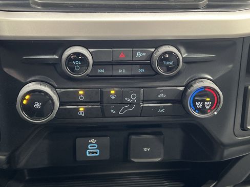 Used 2025 Ford F350 XL w/ XL Chrome Package image 18