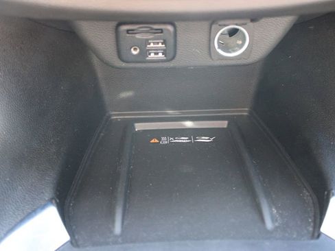 Used 2023 Chevrolet Traverse High Country AWD/4WD image 47