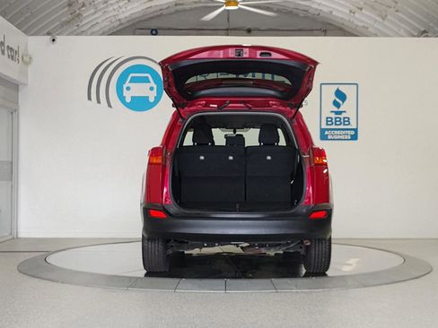 Used 2015 Toyota RAV4 LE FWD image 7