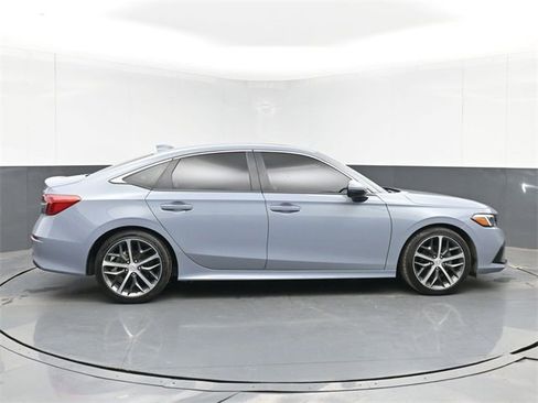 Certified 2024 Honda Civic Touring image 11