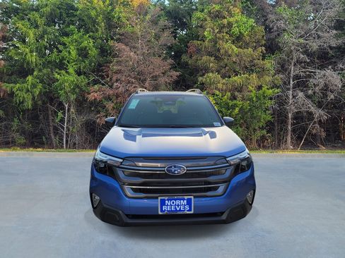 New 2026 Subaru Forester Premium AWD/4WD image 2