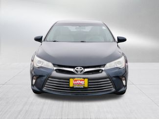 Used 2015 Toyota Camry LE video 2