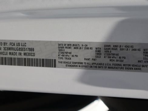Used 2025 RAM ProMaster 3500 w/ Convenience Group FWD image 45