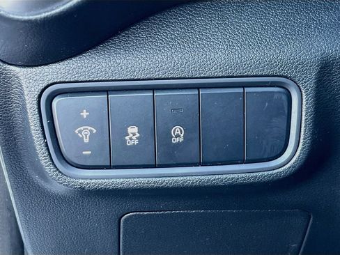 Certified 2024 Kia Soul LX w/ Option Group 015 FWD image 21