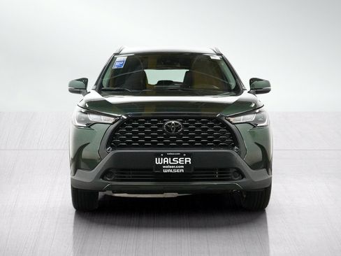 Used 2022 Toyota Corolla Cross LE AWD/4WD image 8