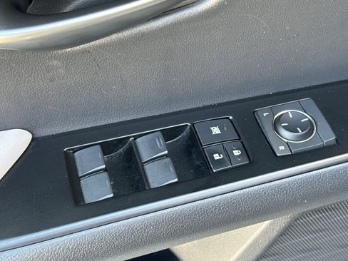 Used 2019 Lexus UX 200 w/ Accessory Package 2 FWD image 13