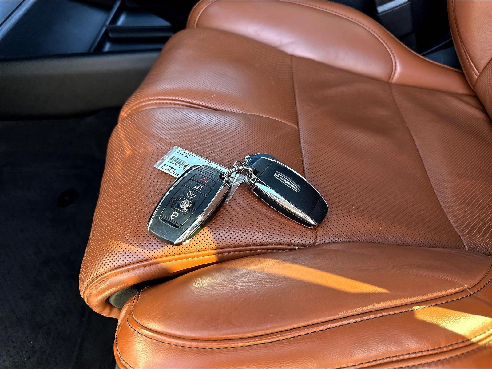 Used 2019 Lincoln Navigator L Reserve AWD/4WD image 40