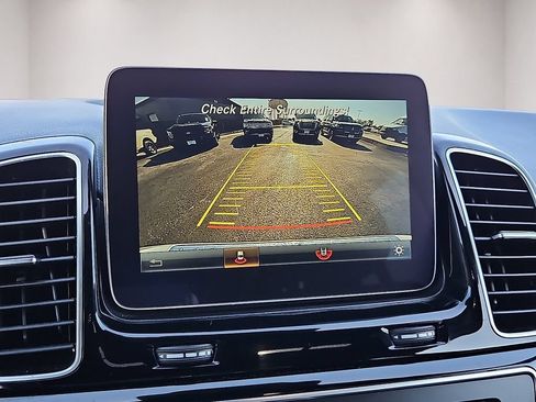 Certified 2018 Mercedes-Benz GLE 350 4MATIC w/ Premium 2 Package image 29