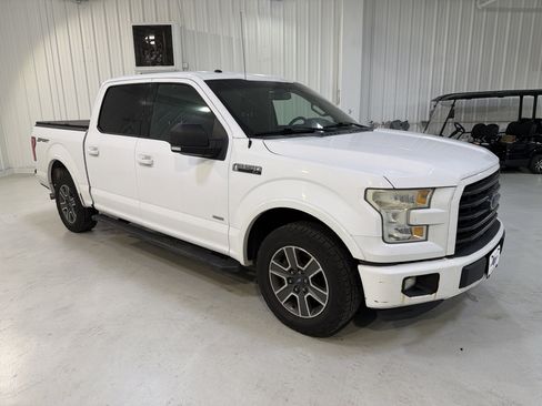Used 2016 Ford F150 XLT w/ Equipment Group 302A Luxury image 7