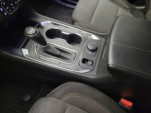 Used 2019 Chevrolet Traverse LS FWD image 26