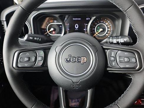 New 2025 Jeep Wrangler Rubicon w/ Convenience Group AWD/4WD image 12