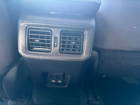 Used 2021 Toyota RAV4 XLE FWD image 25