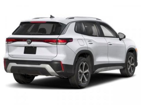 New 2025 Volkswagen Tiguan SE image 2