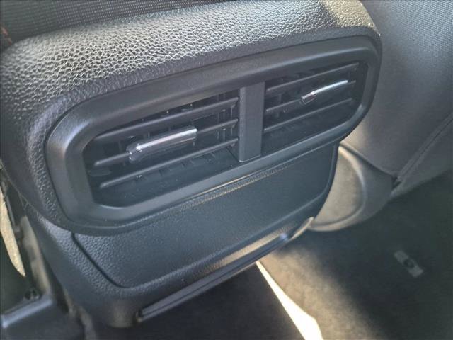 Used 2025 Honda Pilot Sport image 16