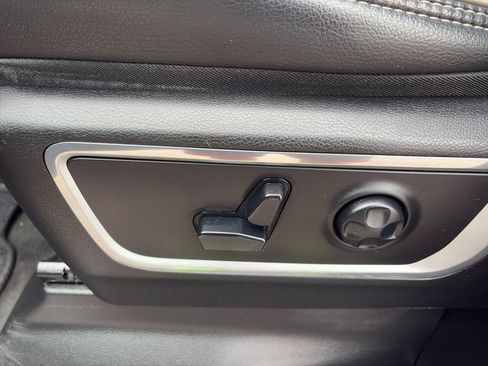 Used 2020 RAM 1500 Laramie w/ Sport Appearance Package image 13