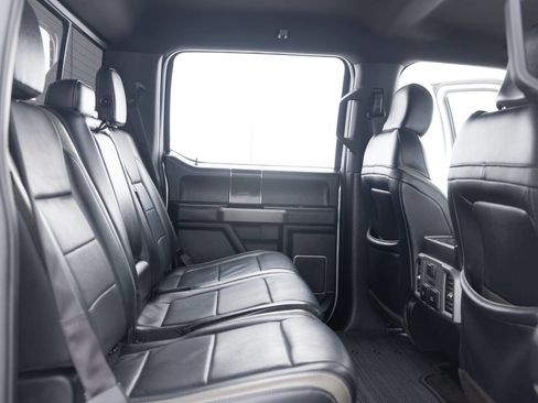 Used 2018 Ford F150 Raptor w/ Equipment Group 802A Luxury image 33