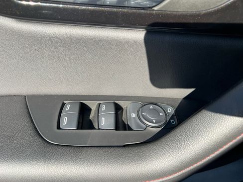 Used 2025 Chevrolet Blazer RS w/ Driver Confidence II Package image 16