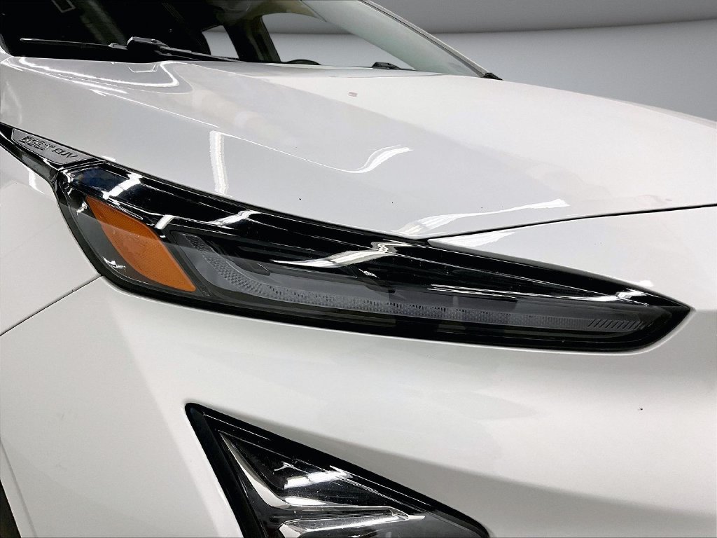 Used 2023 Chevrolet Bolt EUV Premier FWD image 30