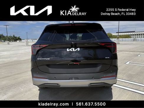 New 2026 Kia Sportage LX FWD image 4