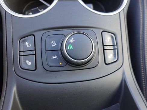 Used 2021 GMC Terrain SLT w/ Infotainment Package II image 30