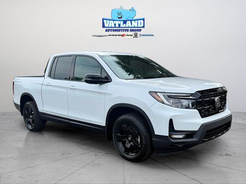 New 2026 Honda Ridgeline Black Edition image 9