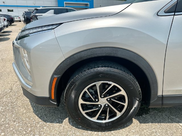 Used 2024 Mitsubishi Eclipse Cross ES AWD/4WD image 35