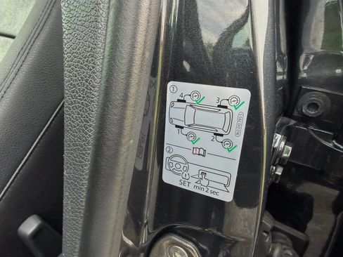 Used 2012 Volkswagen GTI 4-Door FWD image 79
