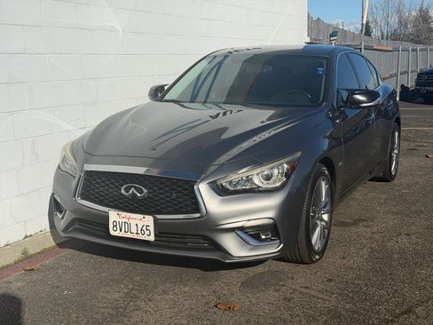 Used 2018 INFINITI Q50 Luxe w/ Essential Package (3.0T Luxe) image 2