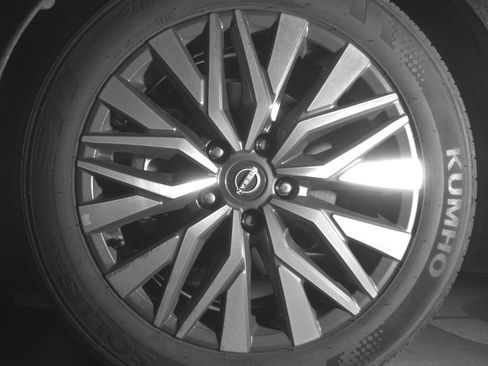 Used 2025 Nissan Altima 2.5 SV image 12